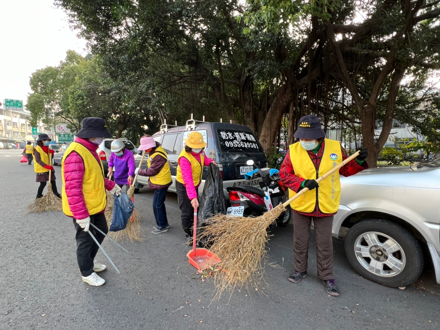 嘉市興嘉環保志工隊巡守清掃環境 清淨嘉園