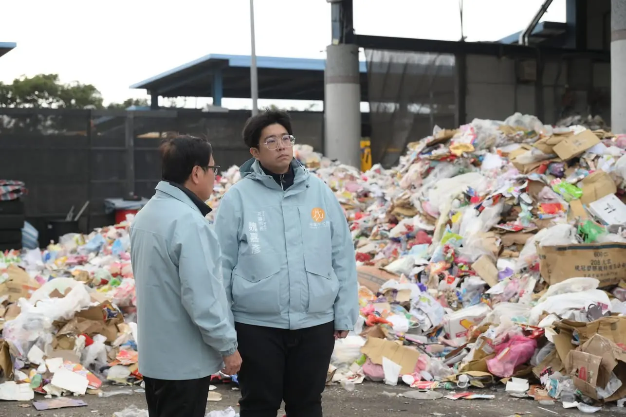 春節期間垃圾收運量激增 花蓮市清潔隊加強分類作業