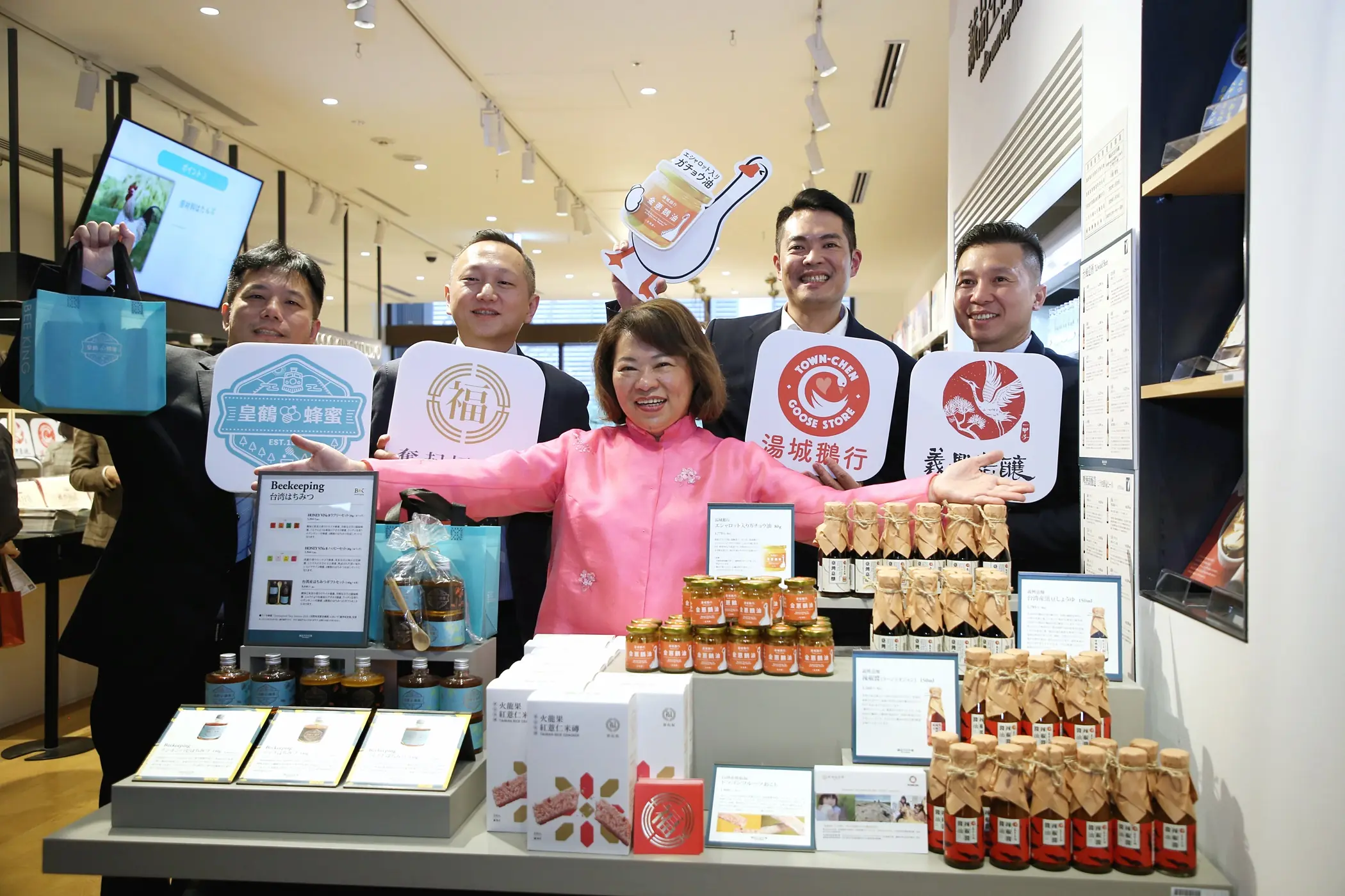 「嘉市好店」東京、名古屋同步開賣　黃敏惠推獨嘉吃法