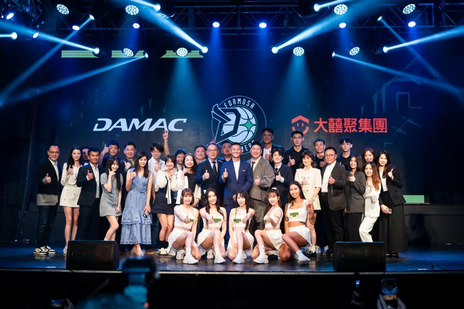 560db9a418758d3