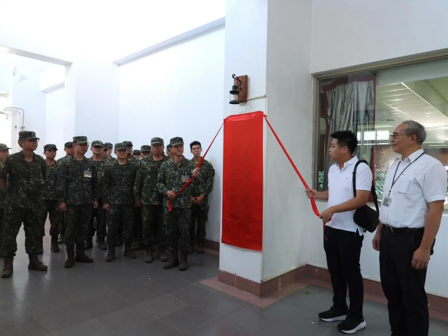 陸軍關指部成立「虎嘯無人機訓練班隊」產官學合作建構智慧化戰訓體系強化科技戰力 1 aa166d0fa2e5677