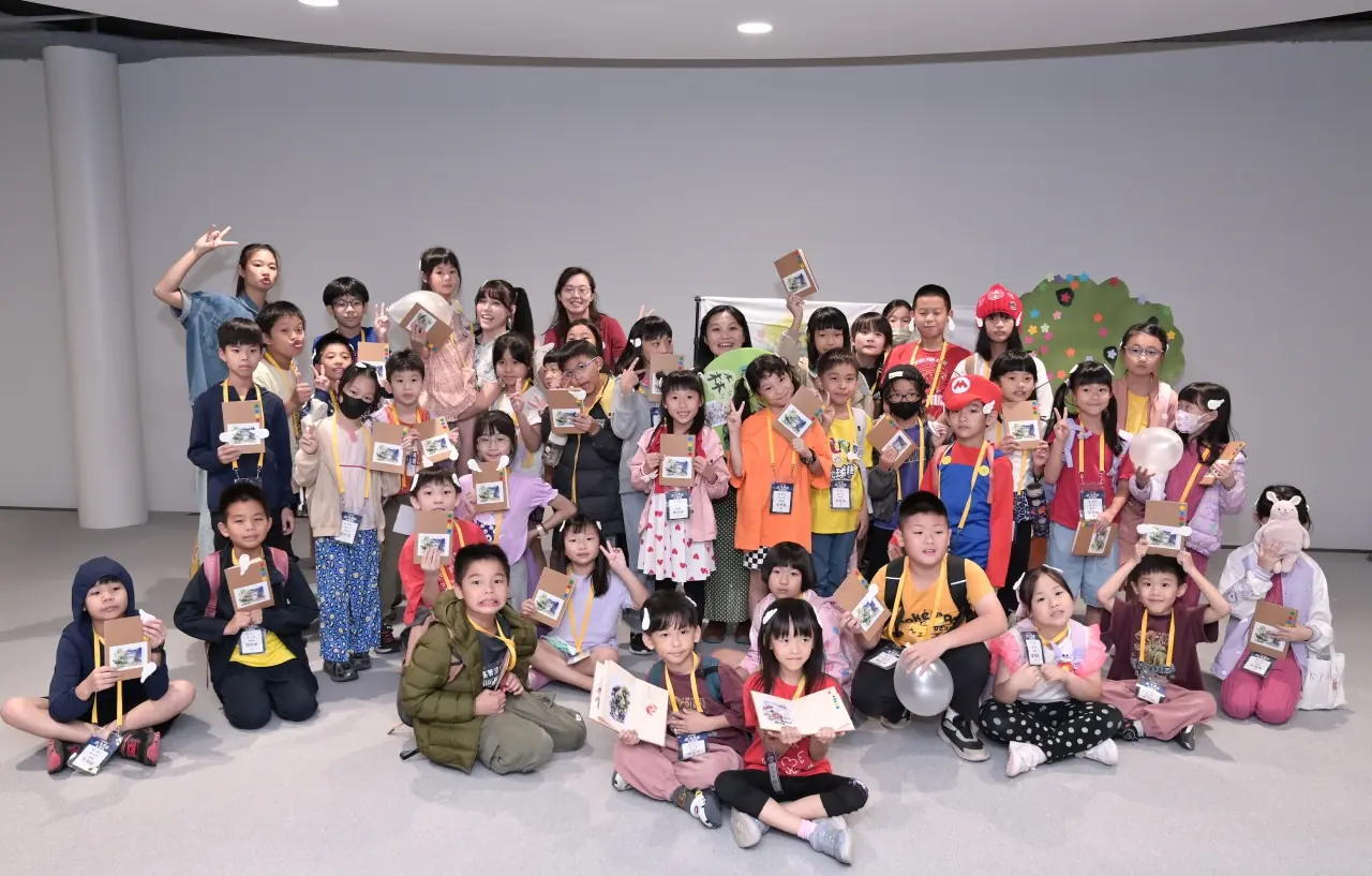 夜宿綠美圖首梯登場 親子共譜魔法書頁奇幻夜 2 9848f8cdf1ee922