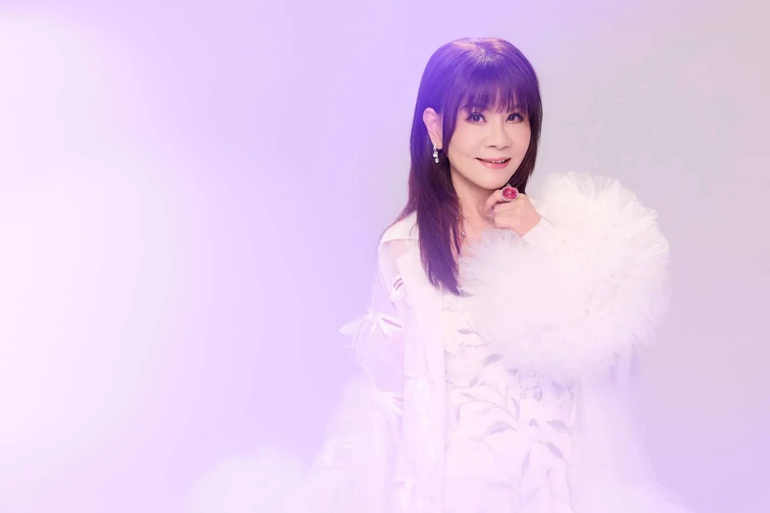 龍千玉推出新專輯《戲夢》棉花糖造型超吸睛引發熱烈討論! 1 333c2e7c6d88e72