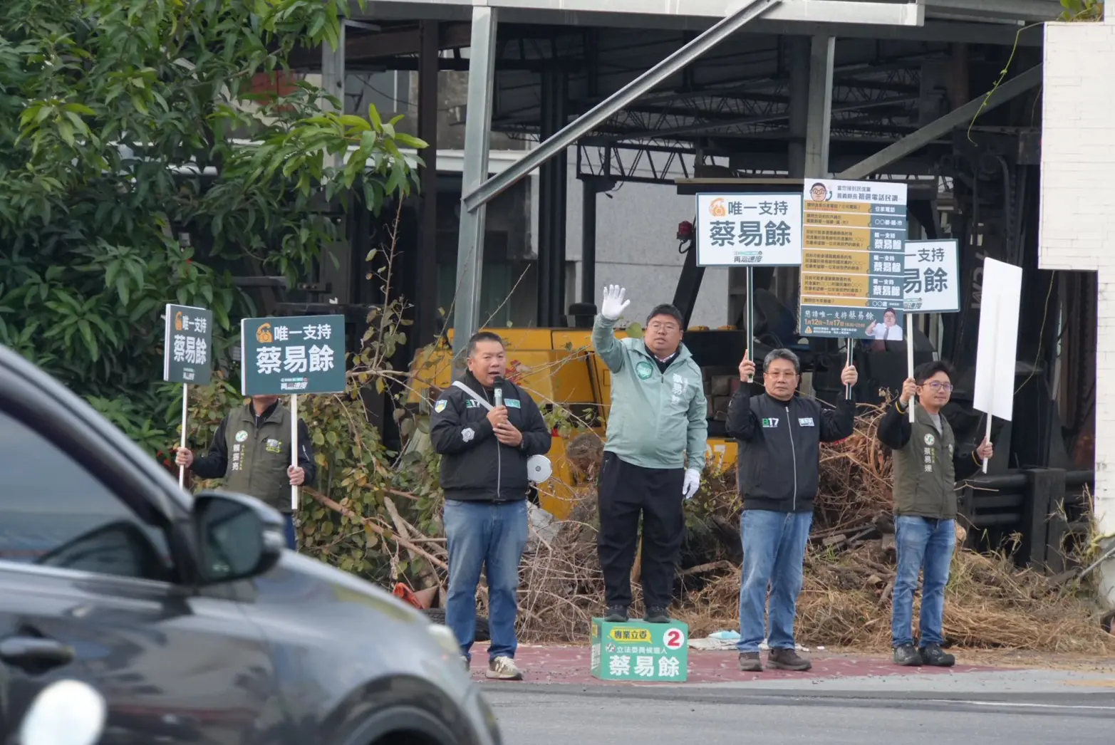 民進黨嘉義縣長初選今登場 蔡易餘掃街拜票衝刺 1 3d0777cc18c6b45